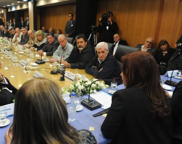 Confirmado: este lunes se hace la reunión para definir el nuevo salario mínimo