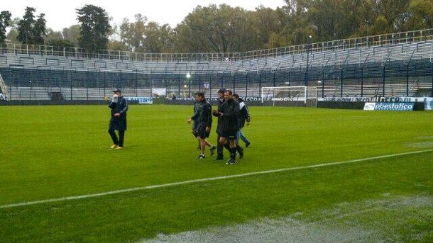 Tras la lluvia, Gimnasia y Colón buscan los tres puntos