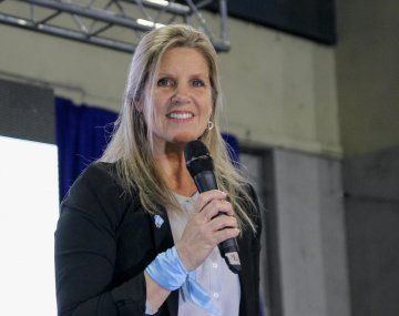 Hackearon el celular de Cynthia Hotton y pedían $65 mil a sus contactos de WhatsApp