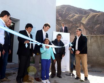 Urtubey y Galuccio inauguraron una nueva obra de YPF en Iruya