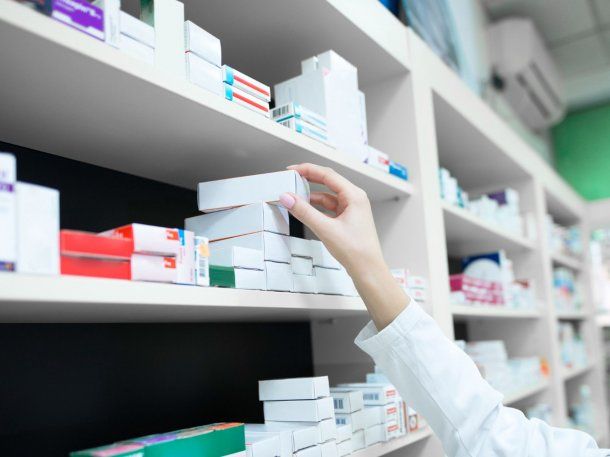Medicamentos: continúan los fuertes aumentos y la caída en las compras