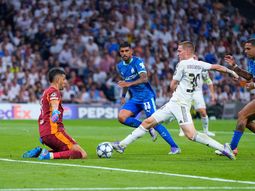 Una leyenda del Real Madrid elogió a Mastantuono tras su récord en Champions: No tiene...