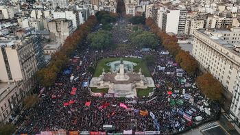 Ni Una Menos, nuevamente en las calles. Ni Una Menos, nuevamente en las calles.