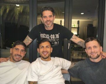 La foto ente Gago y Paredes que sorprendió a los hinchas de Boca