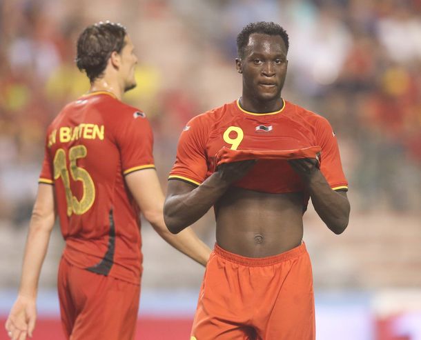 Bélgica ganó en su última prueba, pero se lesionó Lukaku