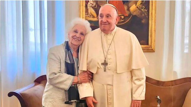Estela de Carlotto emocionada por la muerte del papa Francisco: Para mí era un hermano menor