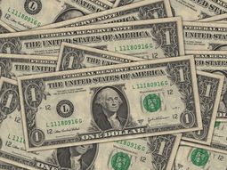 El índice de dólar global se mantuvo estable este lunes. El índice de dólar global se mantuvo estable este lunes.