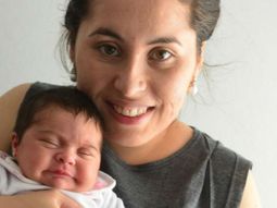 Brenda junto a su hija, Ángeles Milagros