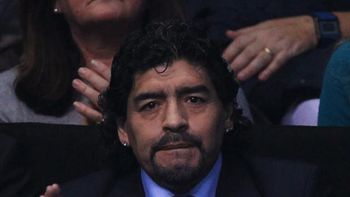 maradona: a riquelme le metieron fichas contra mi maradona: a riquelme le metieron fichas contra mi