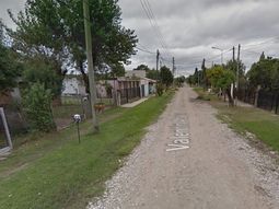 Una mujer y su hija fueron halladas asesinadas en una casa.
