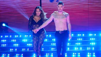 El debut de Barbie Vélez en el Bailando 2016. El debut de Barbie Vélez en el Bailando 2016.