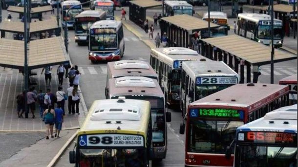 Cuáles fueron las líneas de colectivos más denunciadas durante 2024 en el AMBA