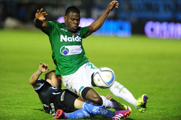 Temperley y Sarmiento empataron en un encuentro aburrido