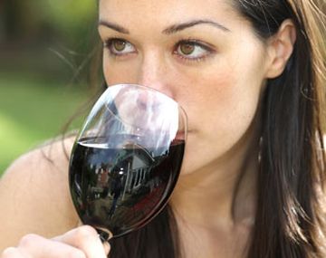 Gracias al vino tinto se podría vivir hasta 150 años
