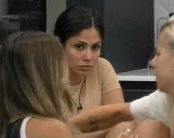 La Tora advirtió a Romina por su acercamiento a Alfa en Gran Hermano