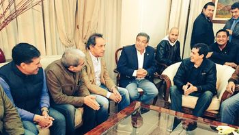 la formula presidencial del fpv llego a la rioja para acompanar a casas la formula presidencial del fpv llego a la rioja para acompanar a casas