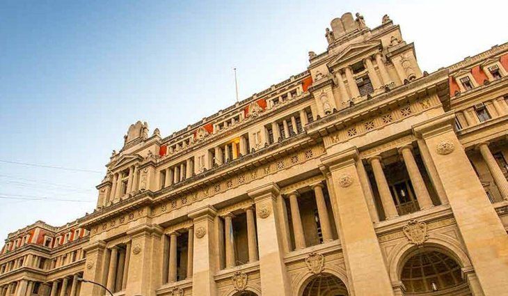 Una jueza anti cuarentena dio positivo por coronavirus en la Ciudad