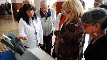 elecciones2015: con normalidad se realizan los comicios en salta elecciones2015: con normalidad se realizan los comicios en salta