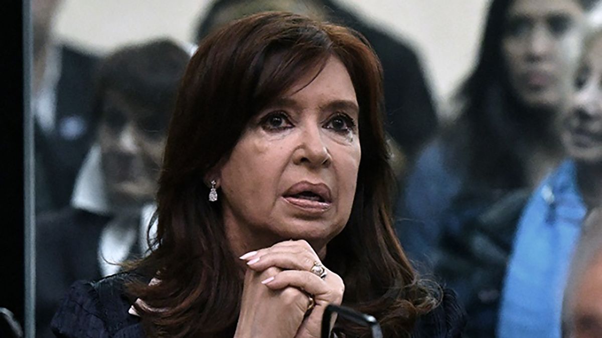 Cristina Kirchner fue condenada a 6 años de prisión e inhabilitación para ejercer cargos