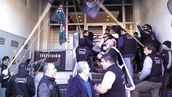 marcha y movilizacion por despidos en clarin marcha y movilizacion por despidos en clarin