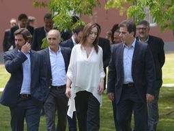 tras la reunion con su gabinete, vidal enviara el presupuesto a la legislatura tras la reunion con su gabinete, vidal enviara el presupuesto a la legislatura