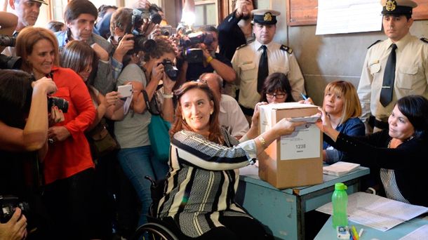 Votó Michetti: Ahora es la gente la que decide dentro de los partidos