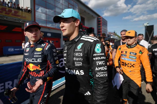 El riesgo de Max Verstappen tras chocar a Russell en el GP de España: al borde de un récord negativo