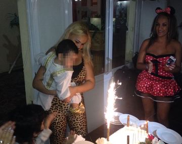 Ojeda festejó su cumpleaños como una gatita sexy