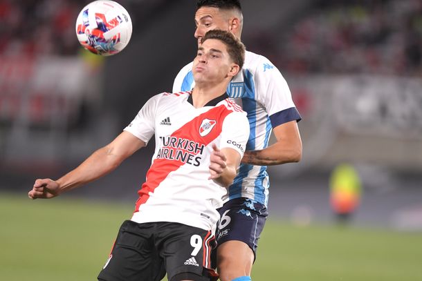 Julián Álvarez puede seguir en River después de junio