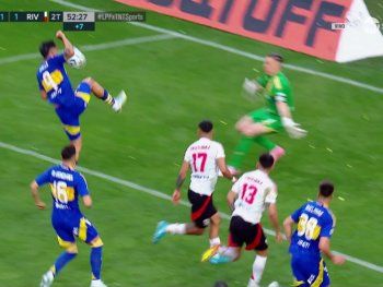 Polémica en la Bombonera: así fue el gol anulado a Boca ante River por una mano