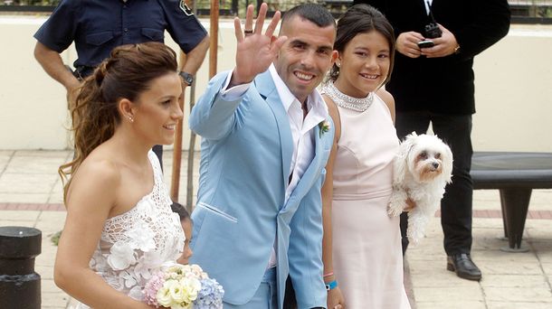 Entraron a robar en la casa de Tevez mientras se casaba en Uruguay