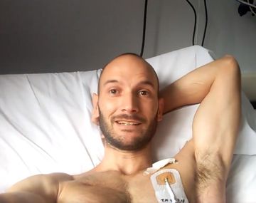 Le hicieron un trasplante de médula y filmó el proceso para derribar mitos