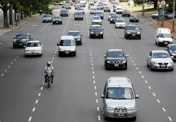 La Ciudad libera el estacionamiento en las avenidas por las Fiestas