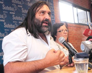 Docentes de Ctera marcharán al Ministerio de Educación