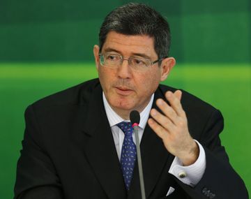 Brasil sube los impuestos para recaudar