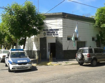 Una niña de 12 años murió al volcar un auto conducido por su madre