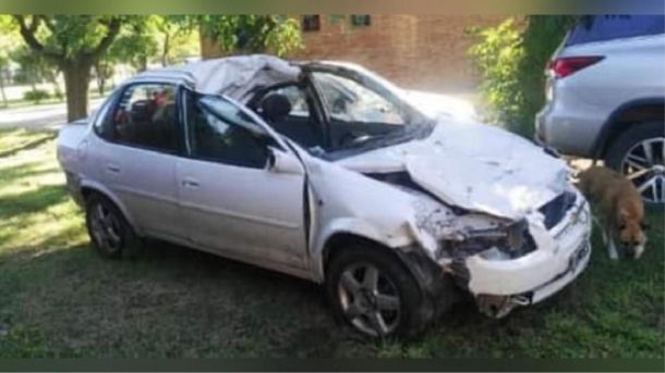 Murió una pareja al chocar contra un caballo suelto en la Autopista 25 de Mayo