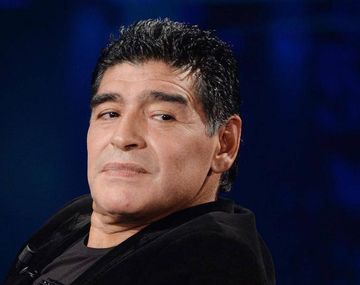 Maradona se declaró cristinista y disparó contra los fondos buitre
