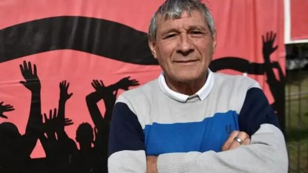 En la actualidad, el campeón del mundo trabaja en el Polideportivo Municipal Carlos Cerutti. En la actualidad, el campeón del mundo trabaja en el Polideportivo Municipal Carlos Cerutti.