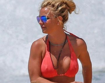 Britney Spears y una foto al límite con la bikini mojada