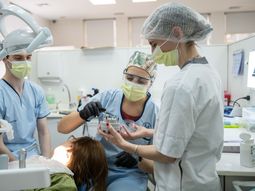 El Hospital Odontológico de la UBA brindará atención durante enero y febrero para cubrir la alta demanda