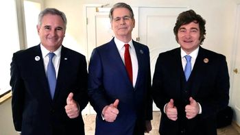 Pablo Quirno, Scott Bessent y Javier Milei. Pablo Quirno, Scott Bessent y Javier Milei.