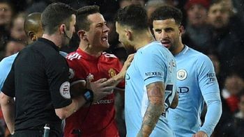 manchester: la pelea de los jugadores del city y el united en el vestuario manchester: la pelea de los jugadores del city y el united en el vestuario