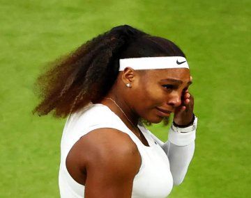 Serena Williams abandonó Wimbledon entre lágrimas por lesión