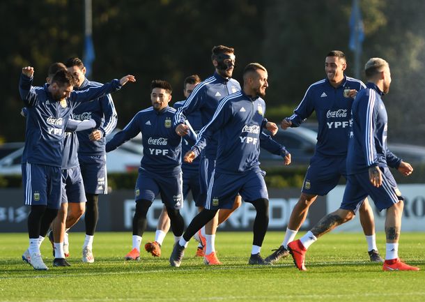 Tagliafico y Di María, al banco: las sorpresas de Scaloni para el amistoso de Argentina ante Nicaragua