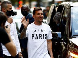 El rally de Messi: pasó la revisión, pisó el Parque de Los Príncipes y se fue al hotel Royal