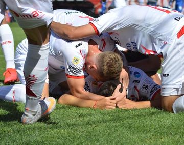 Emocionante triunfo de Huracán sobre el Gimnasia de Maradona