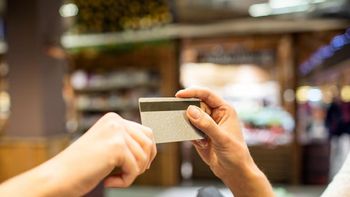 El costo de vida en Uruguay es más del doble que en Argentina. El costo de vida en Uruguay es más del doble que en Argentina.