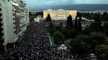 ¿por que grecia entro en mora y no en default? ¿por que grecia entro en mora y no en default?