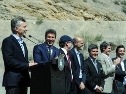 A pesar del ajuste dispuesto para la cartera de Ciencia, Macri aseguró que ese sector es fundamental para el futuro del país A pesar del ajuste dispuesto para la cartera de Ciencia, Macri aseguró que ese sector es fundamental para el futuro del país